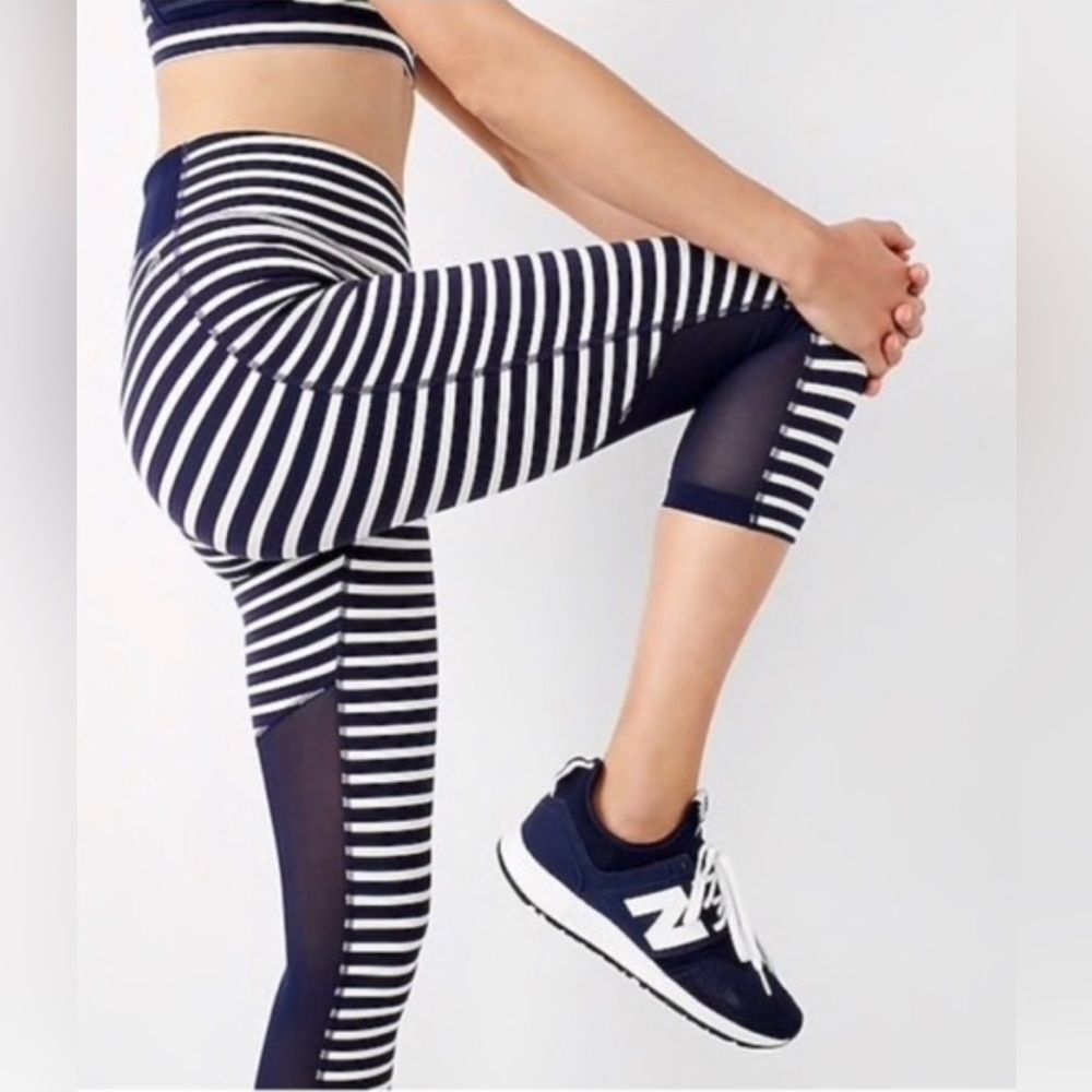New Balance stripped leggings